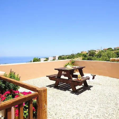 Thimonies Villas Villa Roussospition